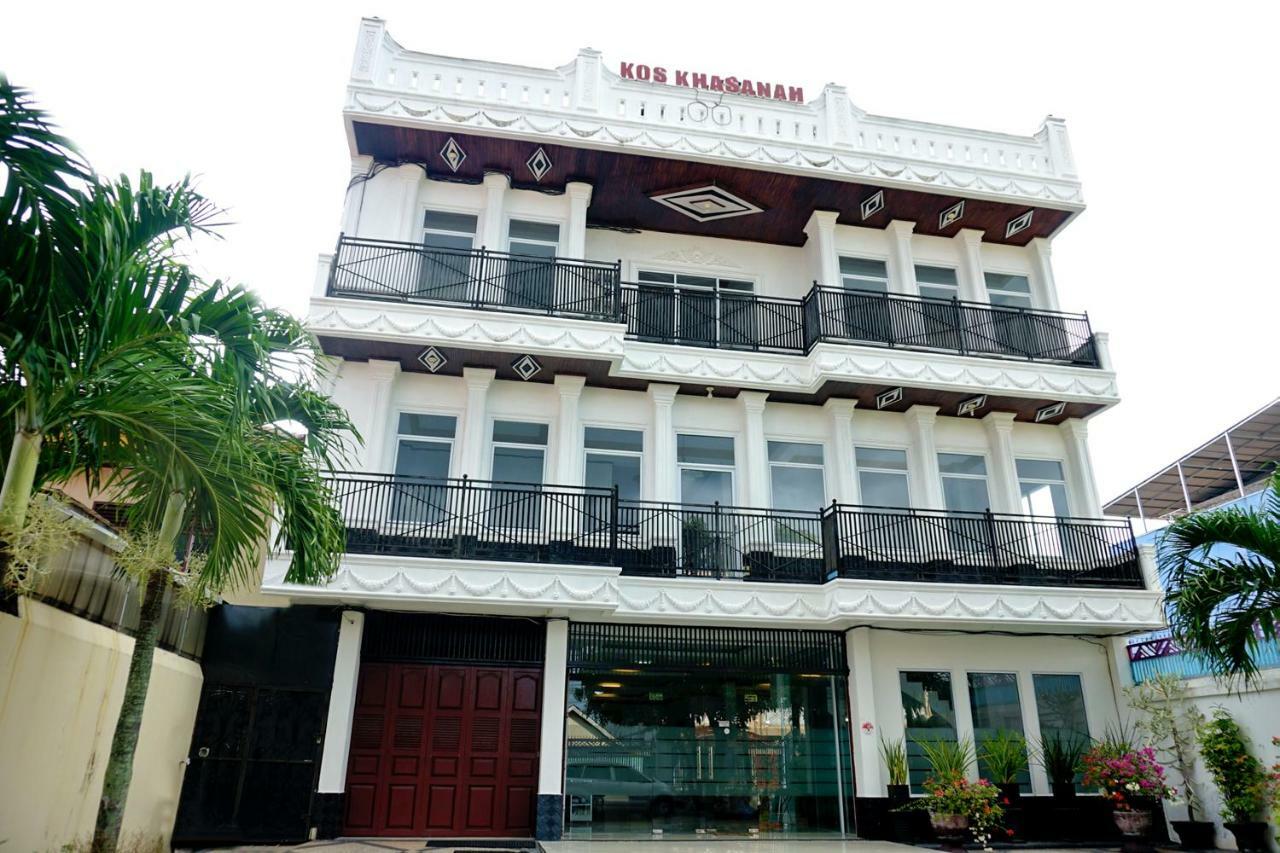 OYO 694 Khasanah Residence Pekanbaru Bagian luar foto