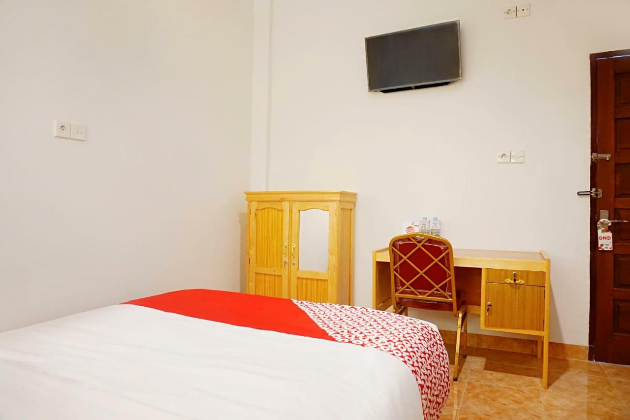 OYO 694 Khasanah Residence Pekanbaru Bagian luar foto