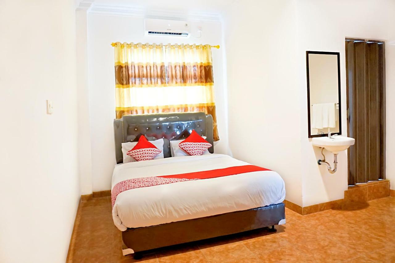 OYO 694 Khasanah Residence Pekanbaru Bagian luar foto
