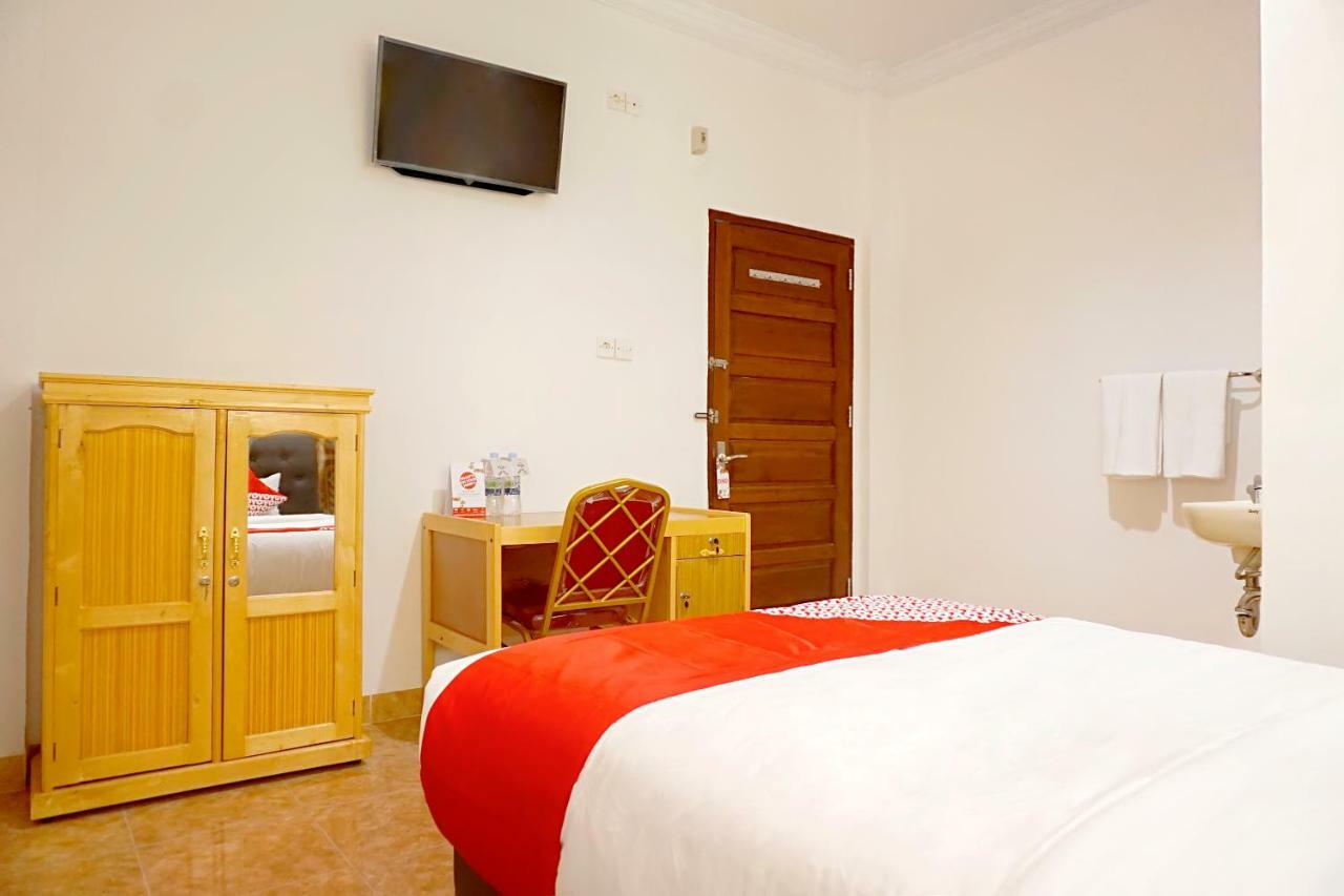 OYO 694 Khasanah Residence Pekanbaru Bagian luar foto
